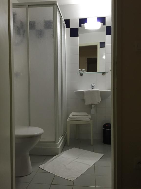 Acacias Apparts Hotel Plombières-les-Bains Pokoj fotografie